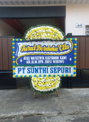 Papan Bunga Duka di Girian Indah